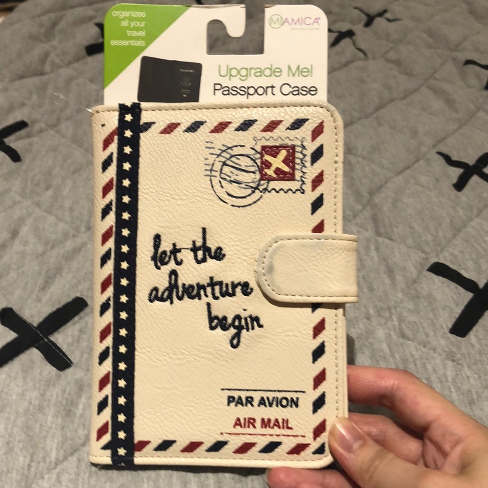 NWT passport case/wallet